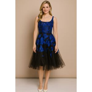 NWOT. $6490 OSCAR DE LA RENTA Embroidered Tulle Cocktail Dress Sz 4 blue